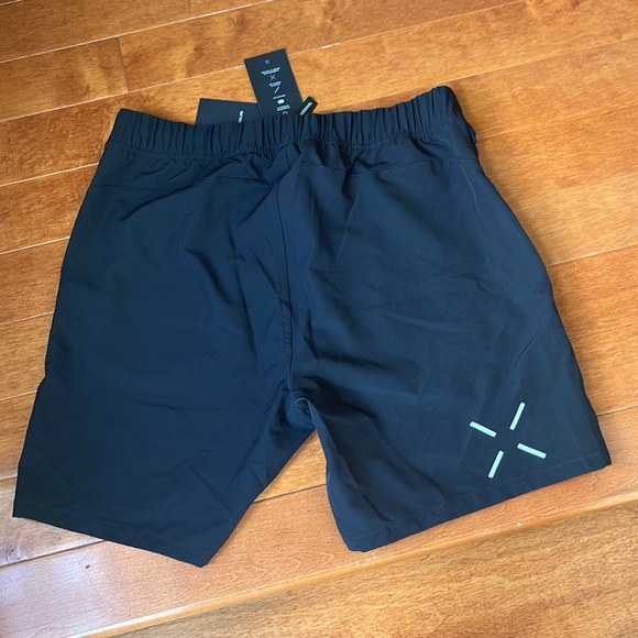 NWT Ten Thousand Black Foundation Short (No Liner) 7" Size Small - Picture 2 of 5